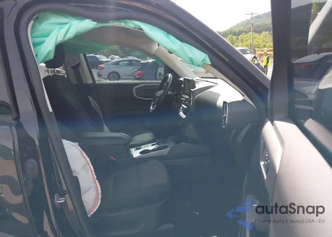 2022 Ford Bronco Sport Big Bend z USA, uszkodzony, nr VIN 3FMCR9B60NRD67511